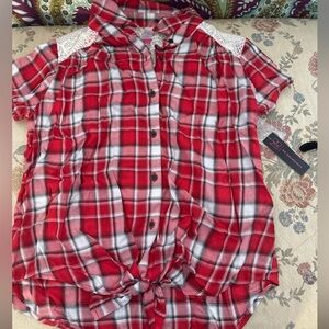 Women’s NWT casual shirt